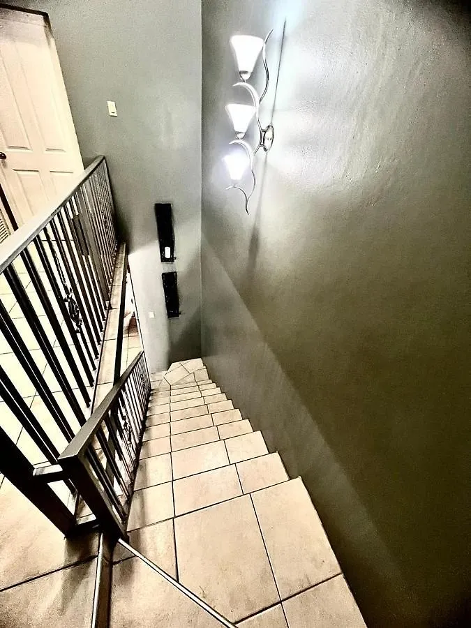 Oasis Realm Apartment Kingston